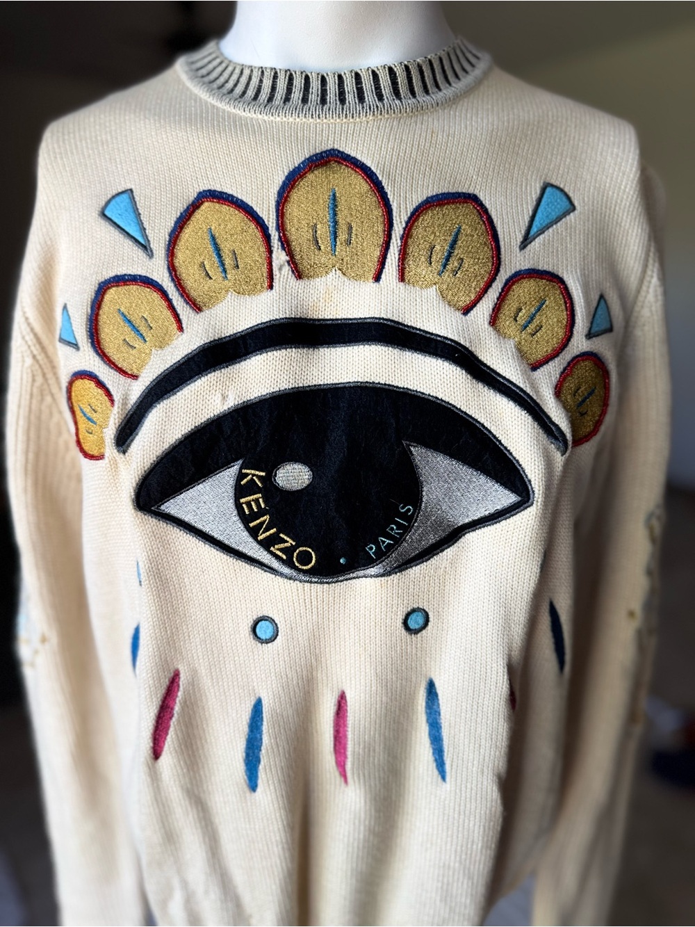 Kenzo Cream Embroidered Eye Crewneck Sweater with Colorful Accents - Picture 3 of 9